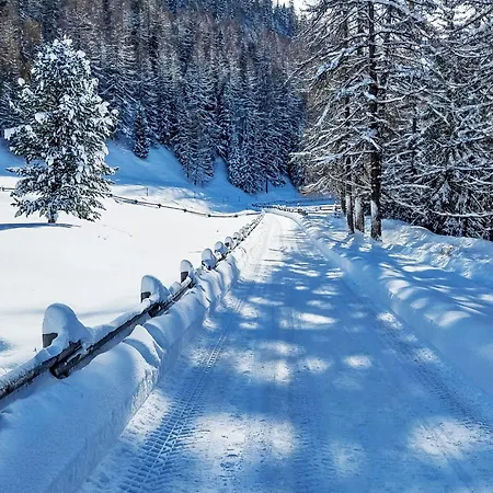 Chesa Susanna By Interhome Διαμέρισμα La Punt-Chamues-ch